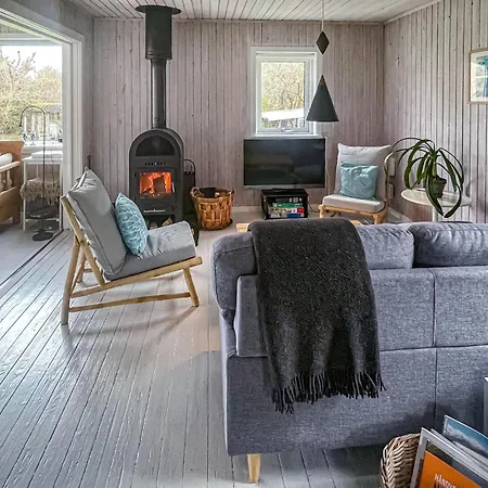 Stunning In Sjaellands Odde With Wifi Yderby